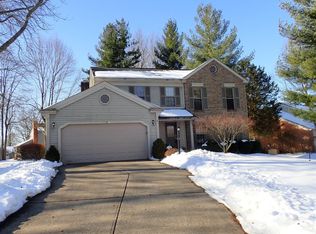 8129 Thicket Ln, Cincinnati, OH 45255