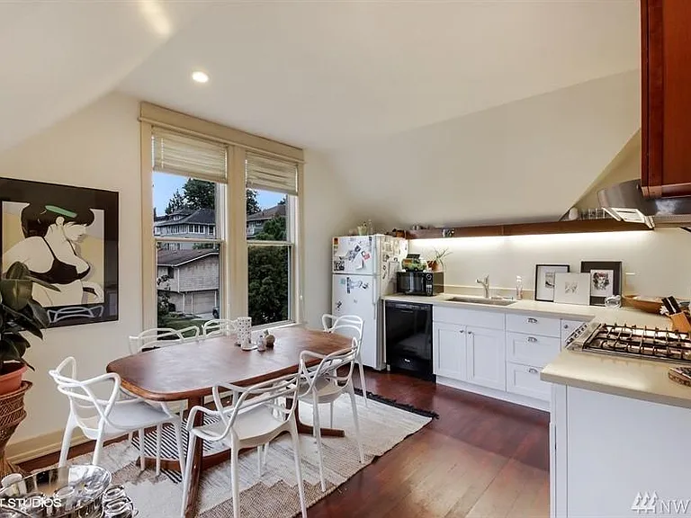 Newly Remodeled Kitchen