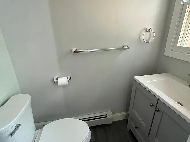 67 Elmore St #67 — Photo 3