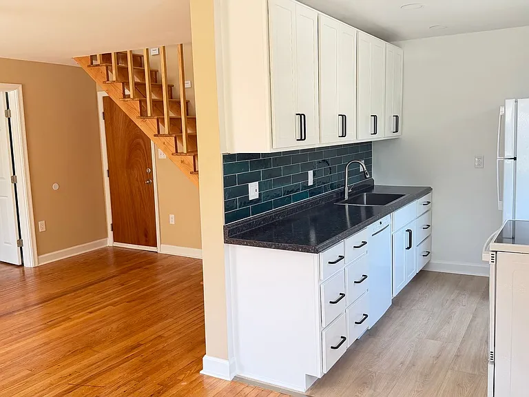 8800 Plymouth Street Spring Park Properties, Llc — Photo 2