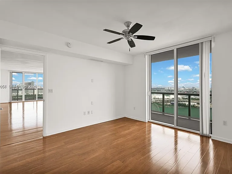 50 Biscayne Blvd #3802 — Photo 18
