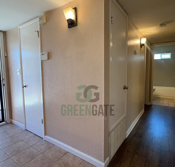 2305 Rose Ave — Photo 13