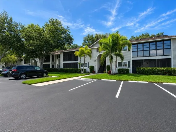 8041 S Woods CIR #14, FORT MYERS, FL 33919