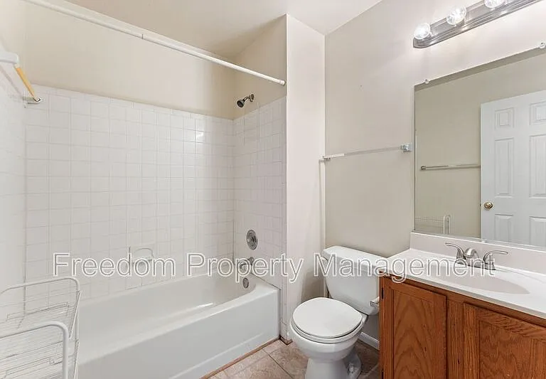 726 Pine Tree Ct — Photo 23