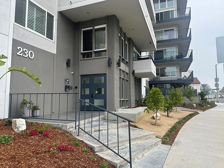 230 S Catalina Ave #301 — Photo 27