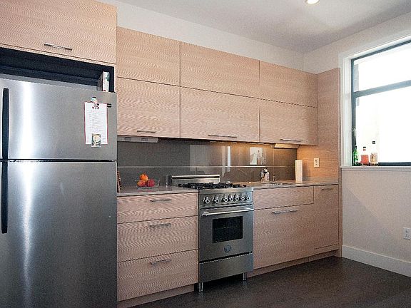 2nd image of 413 Valencia St Unit 504