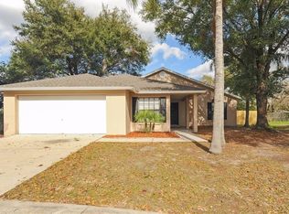 923 Sandywood Dr, Brandon, FL 33510