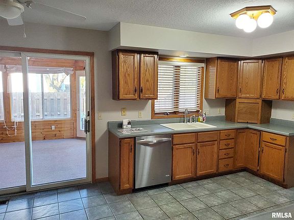 4th image of 3564 Deertrail Rd