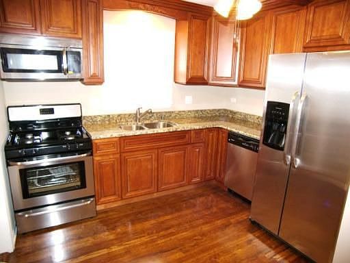4th image of 6812 S Kilbourn Ave