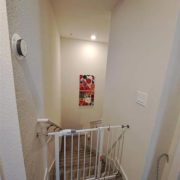 11902 Architecture Aly — Photo 12