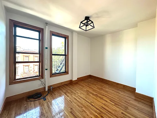 Rented by Ivy Haus Inc | media 13