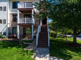 7126 Hilltop Dr #90, Brookhaven, PA 19015
