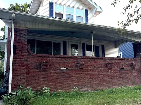 753 W Cushing St, Decatur, IL 62526