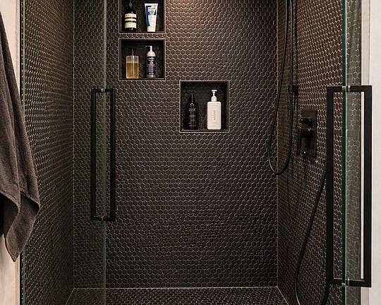 5th image of 803 Wilcox Ave #2