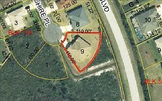 2nd image of 17 Lewis Shire Pl