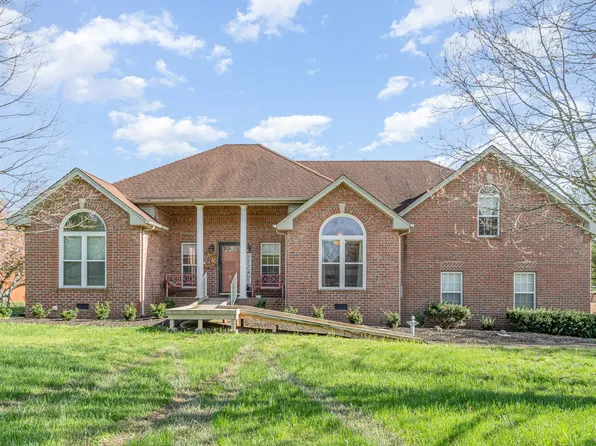106 Willow Crest Ct, Goodlettsville, TN 37072