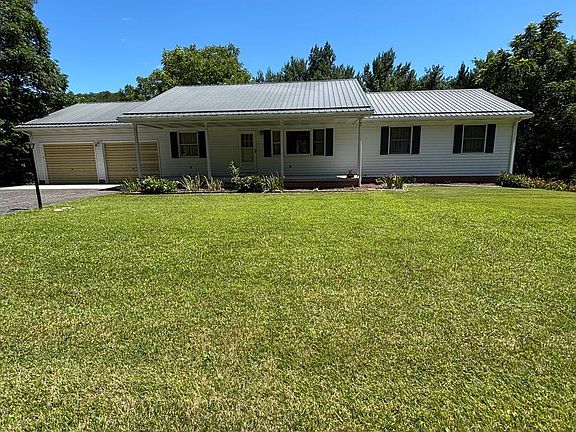 2nd image of 2266 Patterson Creek Rd