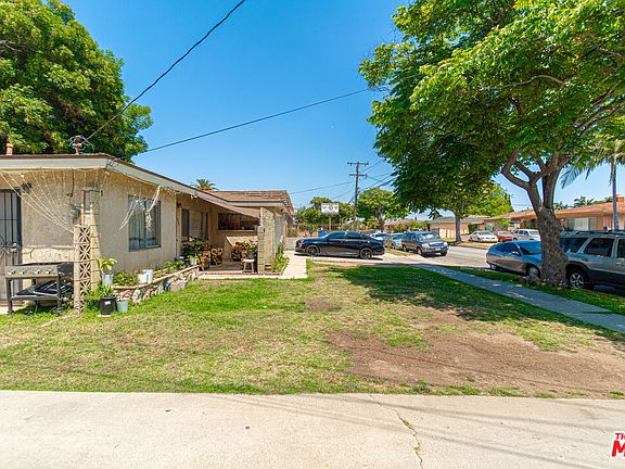 3rd image of 3737 W 111th Pl
