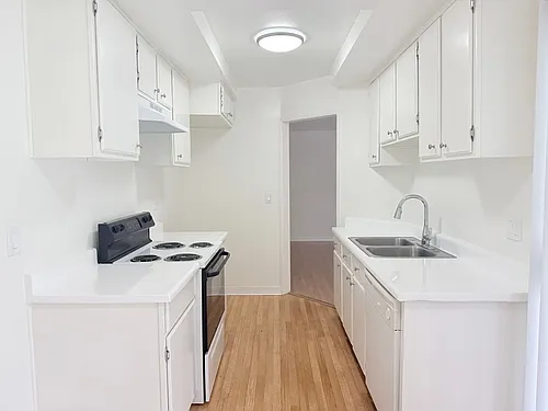 Floor plan 221