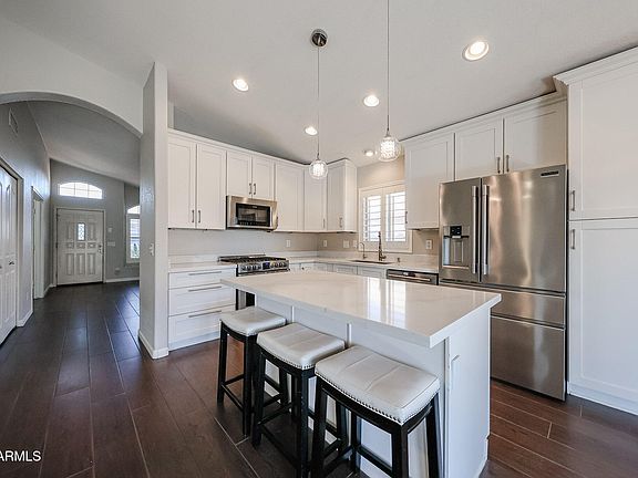 2nd image of 12237 W CAMBRIDGE Avenue