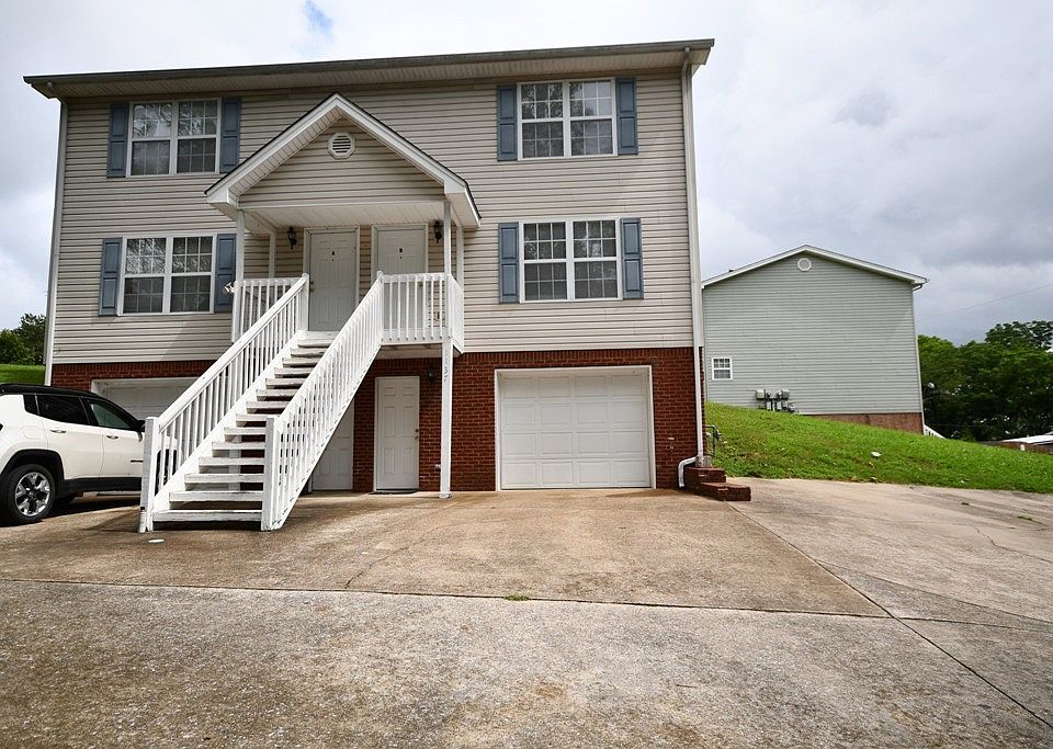 1st image of 1137 Thomas Ln #B