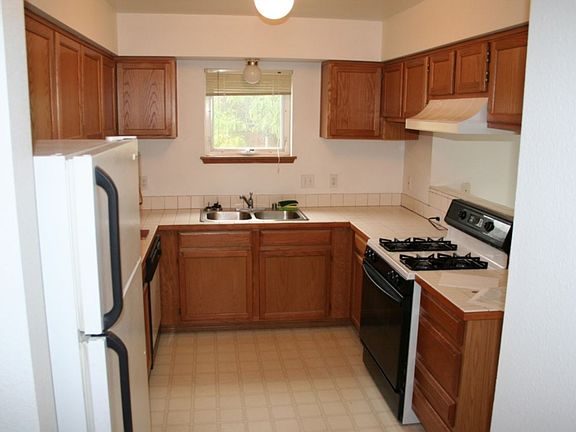 5th image of 1516 S Sheridan Ave