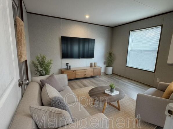 755 N Tratt St LOT 28