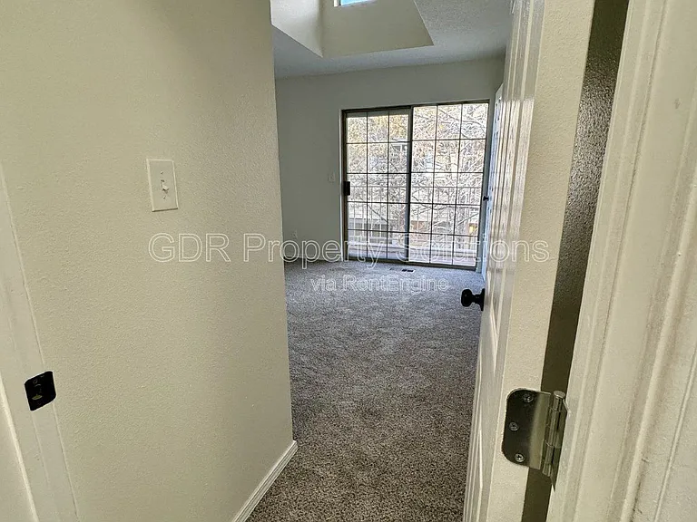 700 Fruit Ave NW — Photo 13