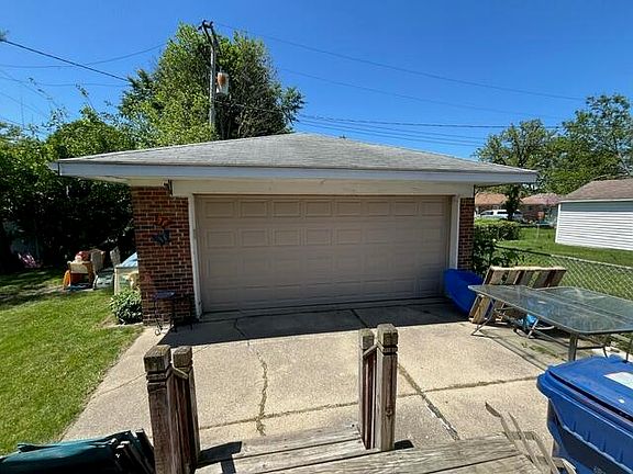 3rd image of 9527 Sarasota