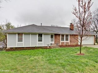 5908 NW Oak Cv, Kansas City, MO 64152