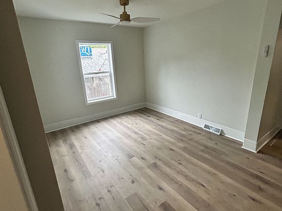 2nd image of 1404 W Springfield Ave