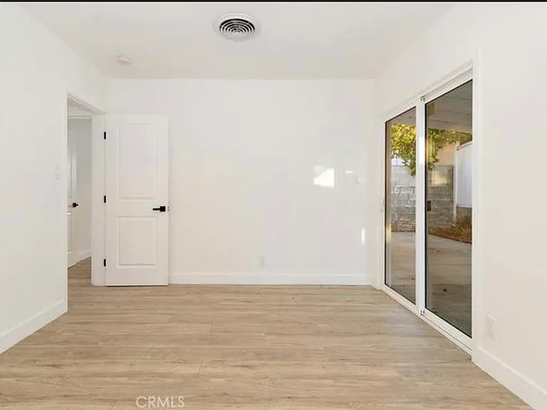 8216 Wentworth St — Photo 5