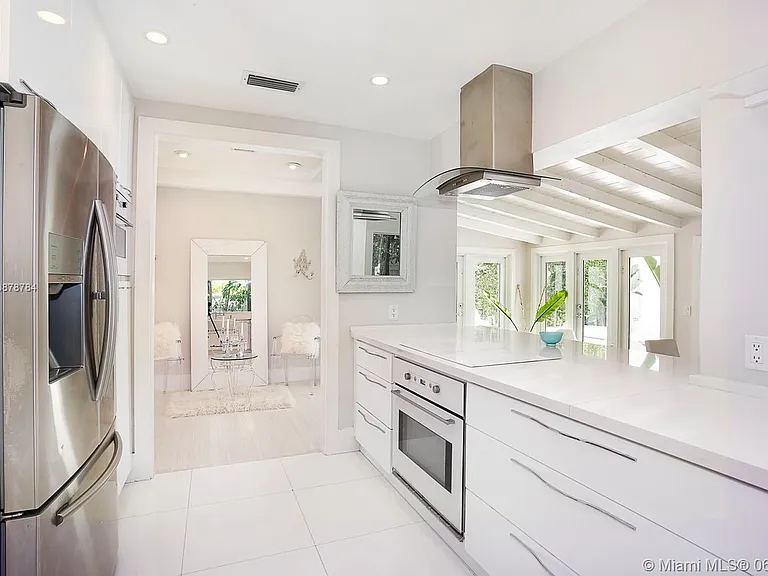 4036 Malaga Ave — Photo 13