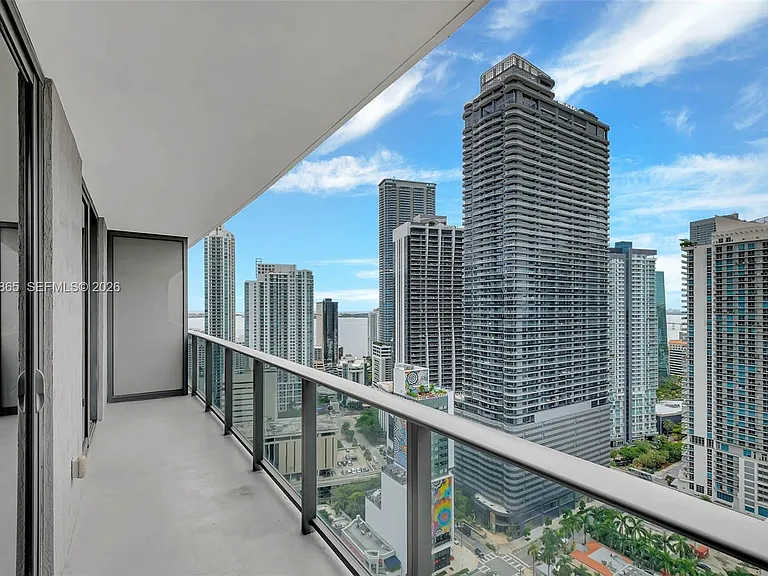 55 SW 9th St #3104 — Photo 3