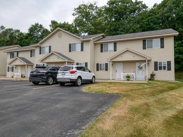 3819 Vale Dr, Traverse City, MI 49686