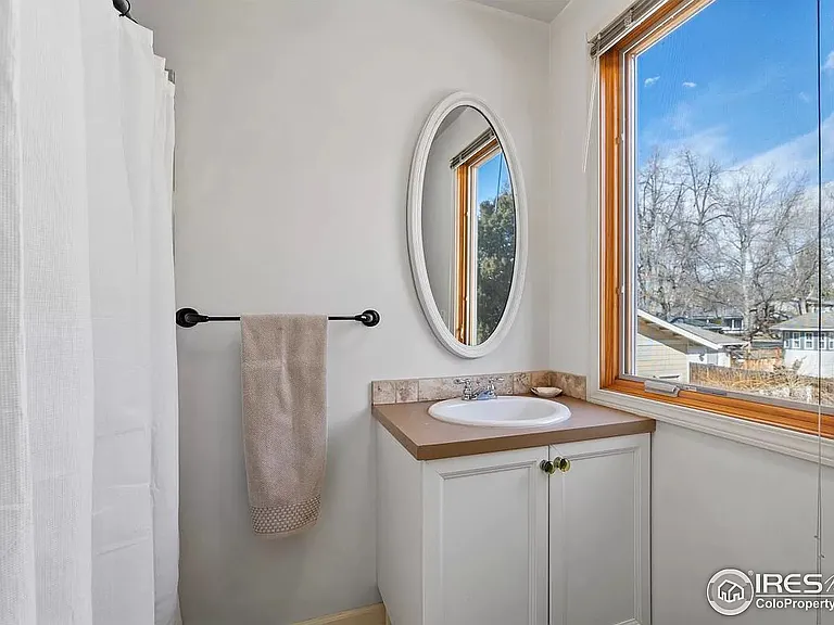 615 Peterson St #3 — Photo 6