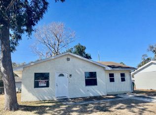 4709 Larch Dr, Zephyrhills, FL 33542