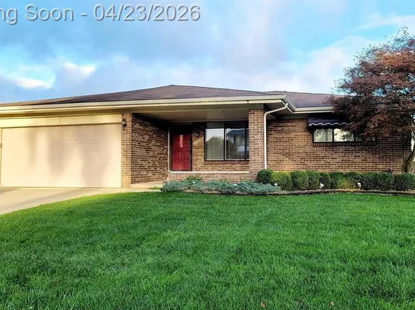 35626 Marina Dr, Sterling Heights, MI 48312