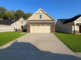 7039 Cunningham Dr, Toano, VA 23168