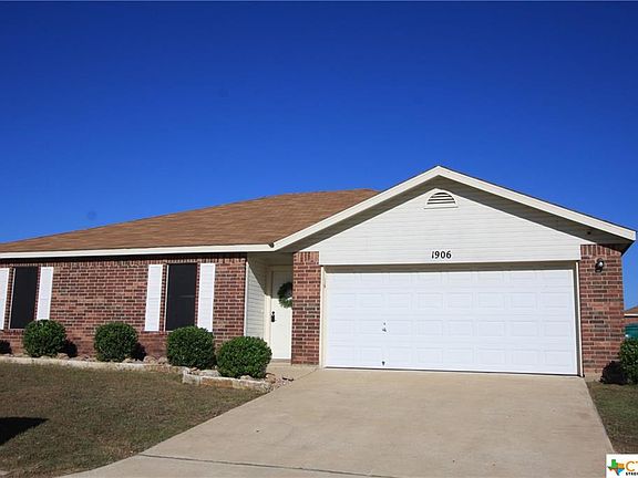 3rd image of 1906 Liberty Hill Dr