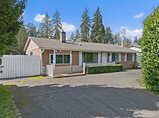 19310 Maryann Dr E, Lake Tapps, WA