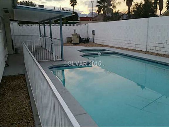 2nd image of 7404 Aragon St
