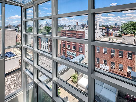 5th image of 284 20th St #4A