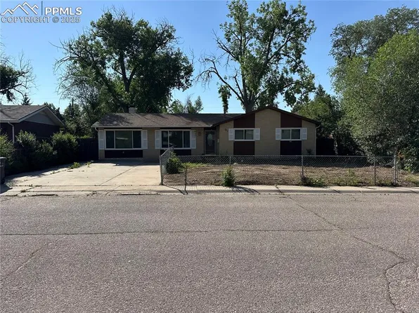 131 Cornell St, Colorado Springs, CO 80911