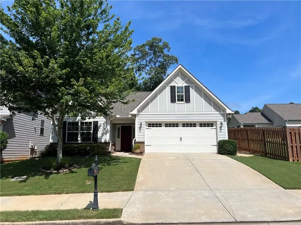 4910 Whisper Creek Ct, Gainesville, GA 30504