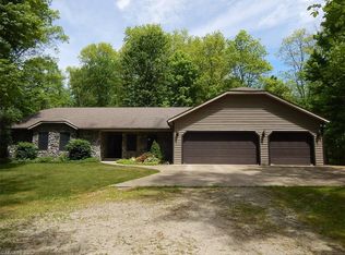 10505 Chatham Rd, Spencer, OH 44275