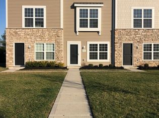 444 Autumn Ridge Cir, Pickerington, OH 43147