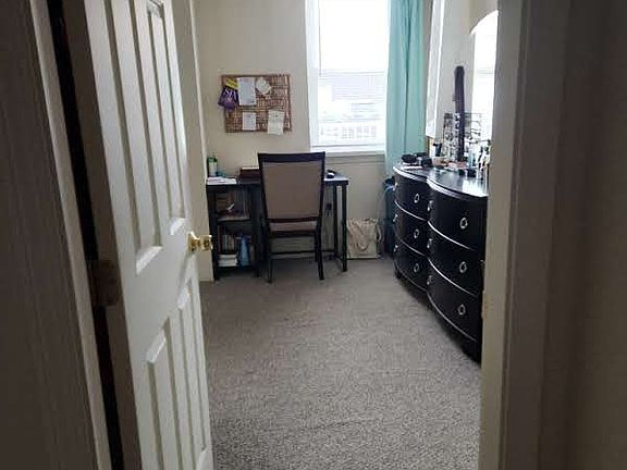 2nd image of 59 Pearl St #10978267