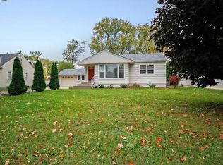 5535 Dupont Ave N, Brooklyn Center, MN 55430