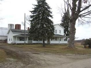 7611 Creek Rd, Williamsfield, OH 44093